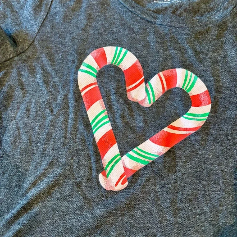 Old Navy Girls Graphic T-Shirt Heather Gray Candy Cane Heart Christmas M